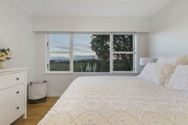 Photo of property in 1/47 Bracken Avenue, Takapuna, Auckland, 0622