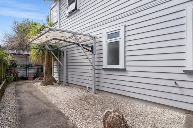 Photo of property in 35 Oxford Street, Te Puke, 3119