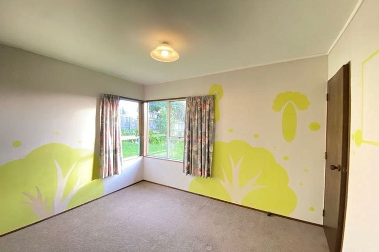 Photo of property in 83 Simpson Road, Ranui, Auckland, 0612