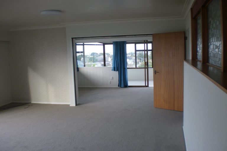 Photo of property in 17a Seaview Road, Otumoetai, Tauranga, 3110