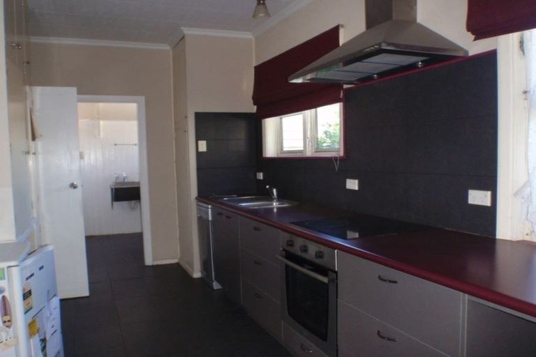 Photo of property in 10 Garvins Road, Hornby, Christchurch, 8042