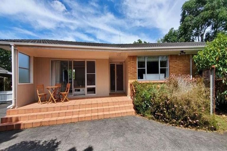 Photo of property in 18 Magnolia Avenue, Opaheke, Papakura, 2113