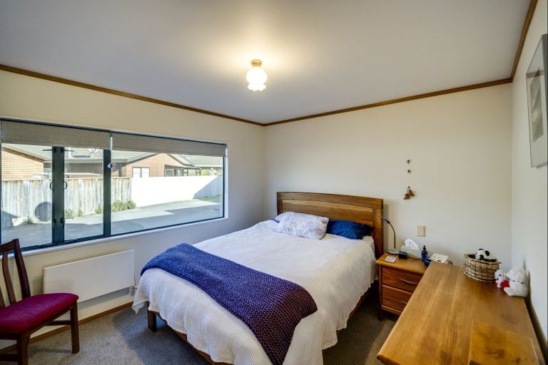 Photo of property in 1/411 Eastbourne Street East, Hastings, 4122