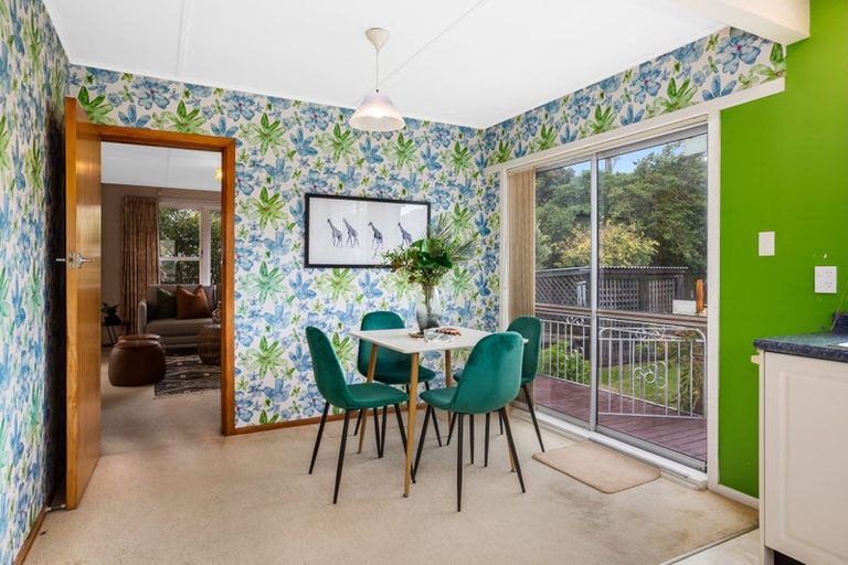 Photo of property in 73 Main Road, Titahi Bay, Porirua, 5022