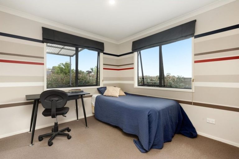 Photo of property in 1 Riddington Rise, Ohauiti, Tauranga, 3112