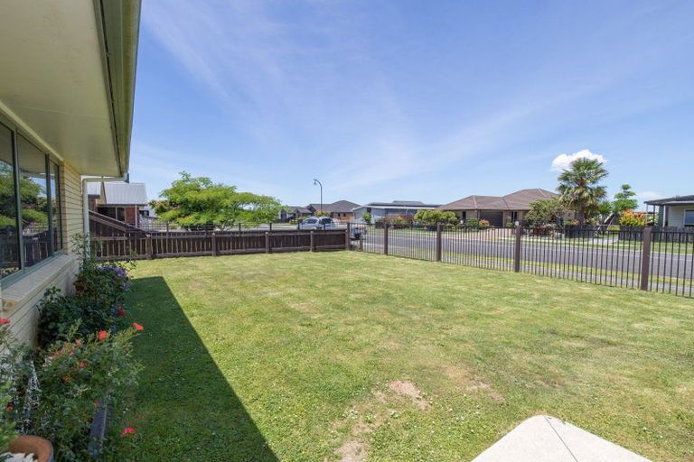 Photo of property in 55 Darlington Street, Ngatea, 3503