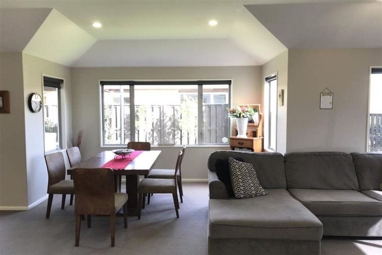 Photo of property in 25 Beechwood Drive, Northwood, Christchurch, 8051