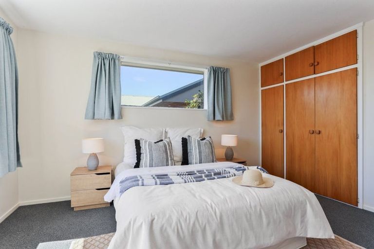 Photo of property in 2/23a Meadow Street, Papanui, Christchurch, 8052