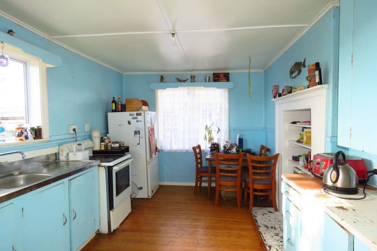 Photo of property in 41 Rintoul Street, Westport, 7825