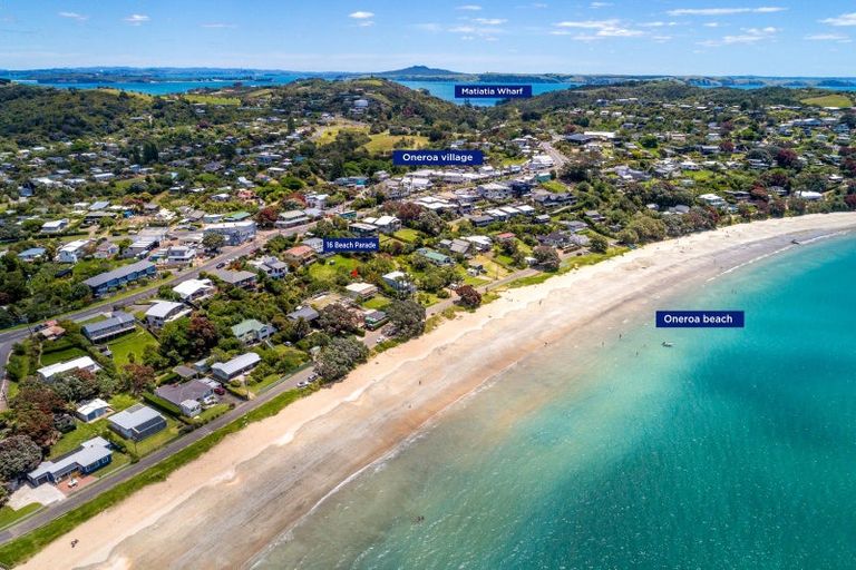 Photo of property in 16 Beach Parade, Oneroa, Waiheke Island, 1081