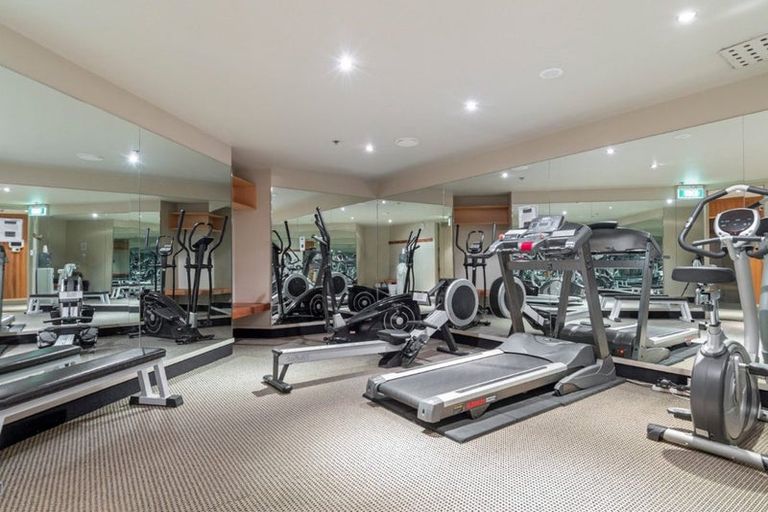 Photo of property in 1/6d Durham Street, Tauranga, 3110