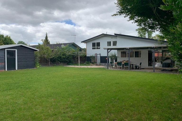 Photo of property in 16 Samuel Place, Queenwood, Hamilton, 3210