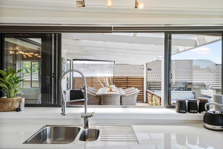 Photo of property in 285 Wellington Street, Pukekohe, 2120