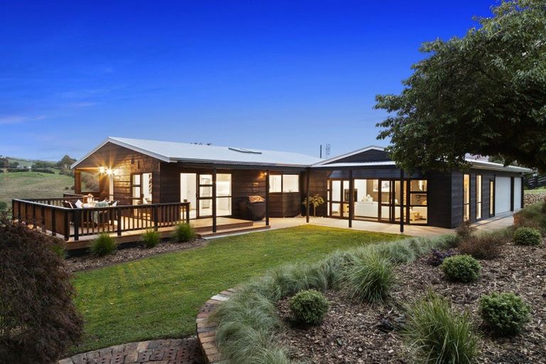 Photo of property in 414 Paparata Road, Bombay, 2675