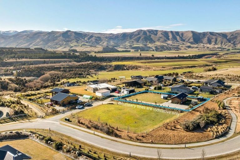 Photo of property in 11 Jackson Rise, Luggate, Cromwell, 9383