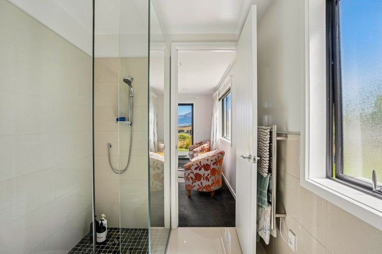 Photo of property in 15 Mckellar Drive, Jacks Point, Queenstown, 9371