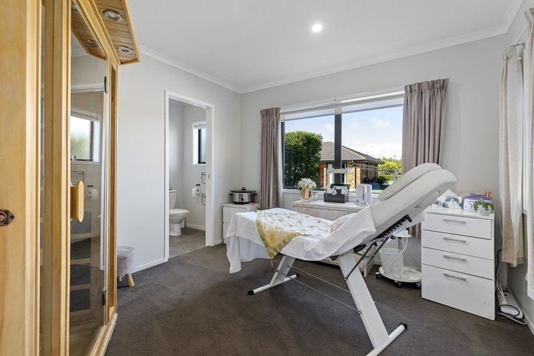 Photo of property in 6 Mountain View Road, Te Aroha, 3320