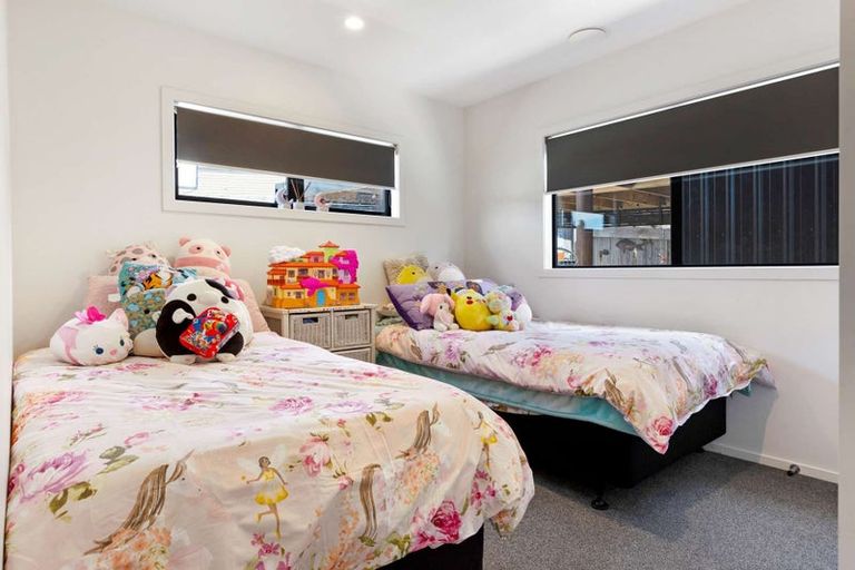 Photo of property in 17c Eagles Way, Cable Bay, 0420