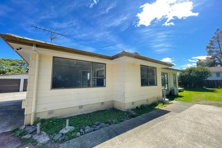 Photo of property in 15 Selago Place, Manurewa, Auckland, 2102