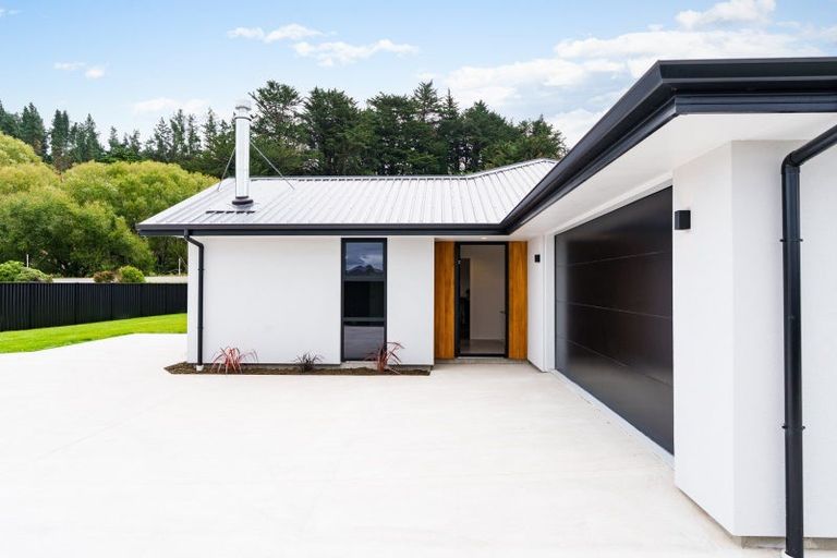 Photo of property in 31 Franks Place, Outram, 9019