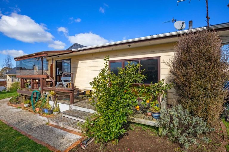 Photo of property in 8 Onyx Place, Pukehangi, Rotorua, 3015