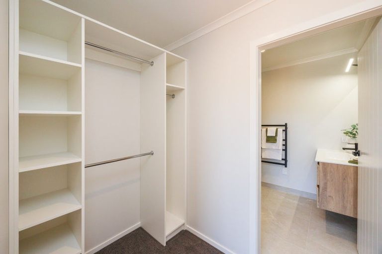 Photo of property in 5a Belvedere Crescent, Takaro, Palmerston North, 4412