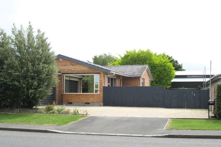 Photo of property in 76 Sneyd Street, Kaiapoi, 7630