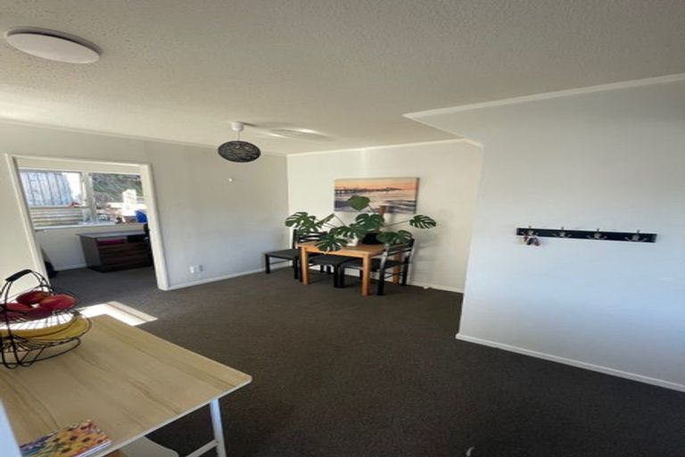 Photo of property in 14a Stonefield Place, Johnsonville, Wellington, 6037