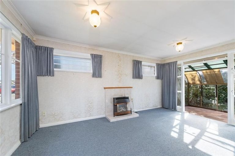 Photo of property in 22 Logan Street, Ebdentown, Upper Hutt, 5018