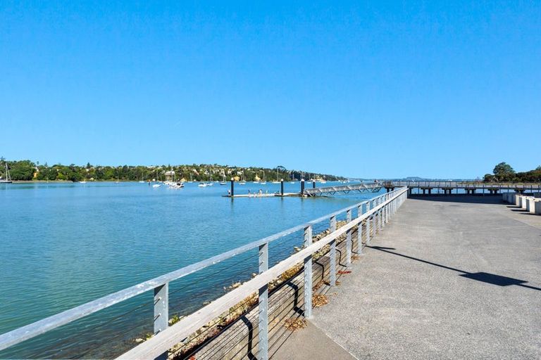 Photo of property in 205/160c Hobsonville Point Road, Hobsonville, Auckland, 0616