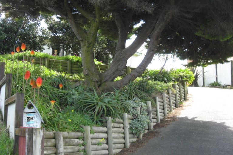 Photo of property in 29 Rangiora Street, Castlecliff, Whanganui, 4501