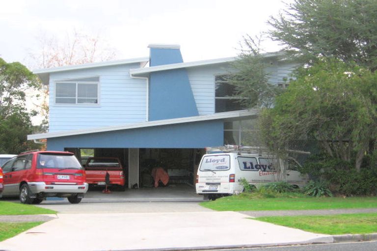 Photo of property in 57 Kowhai Road, Mairangi Bay, Auckland, 0630