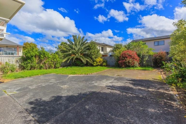Photo of property in 1/422 Hibiscus Coast Highway, Orewa, 0931