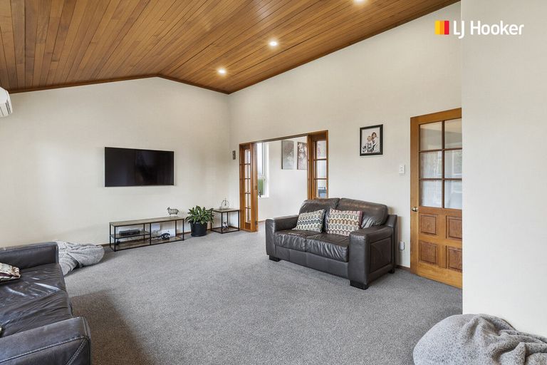 Photo of property in 244 Larnach Road, Waverley, Dunedin, 9013