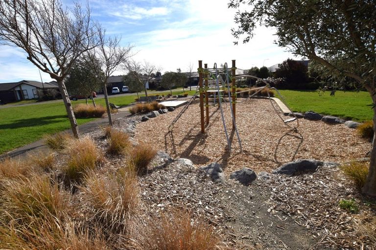 Photo of property in 4 Hartford Crescent, Rolleston, 7615