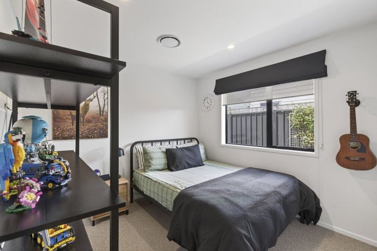 Photo of property in 247 Huatoki Street, Upper Vogeltown, New Plymouth, 4310