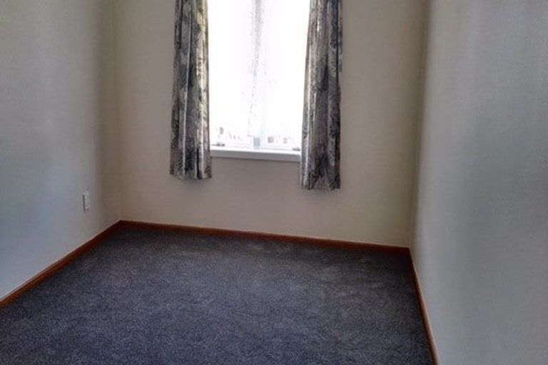 Photo of property in 14 Bedford Street, Te Atatu South, Auckland, 0610