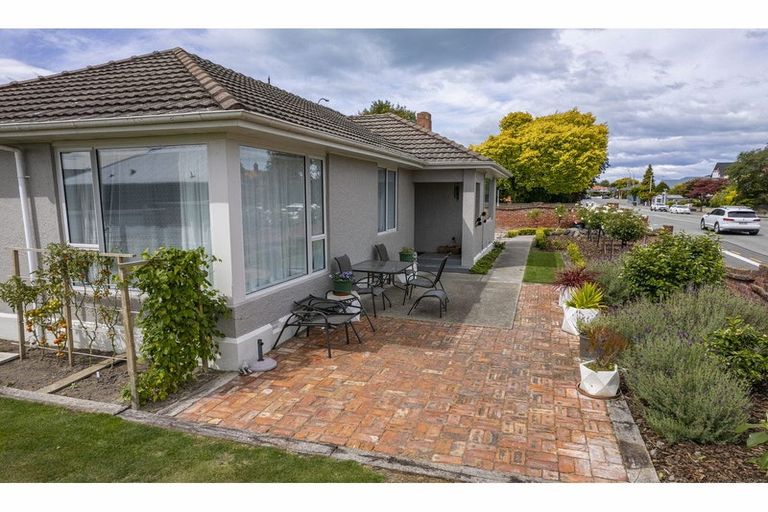 Photo of property in 23 Selwyn Street, Maori Hill, Timaru, 7910