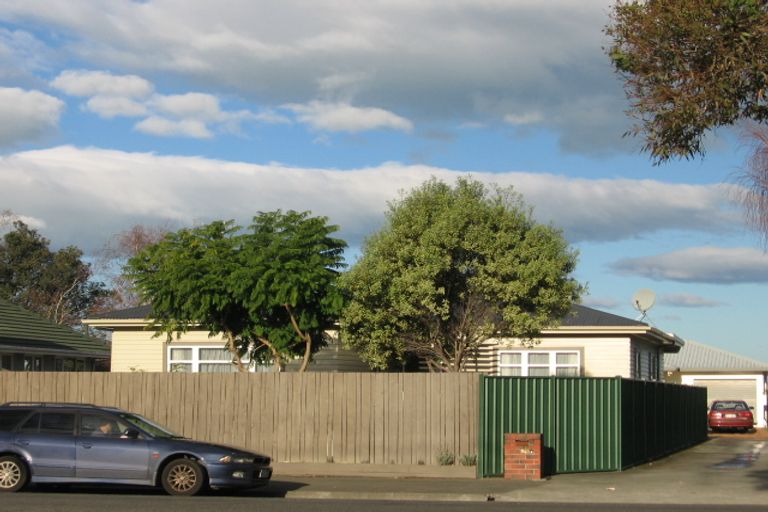 Photo of property in 240 Kennedy Road, Onekawa, Napier, 4110