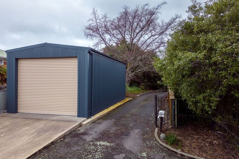 Photo of property in 5 Hayes Street, Waimate, 7924