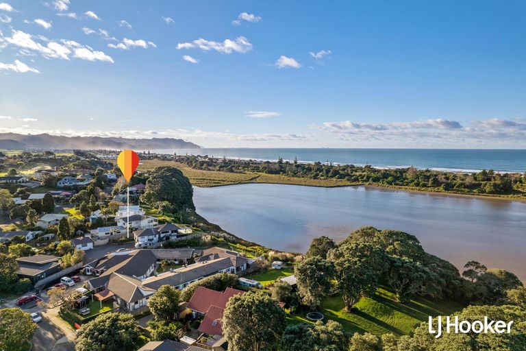 Photo of property in 5 Marina Way, Athenree, Katikati, 3177