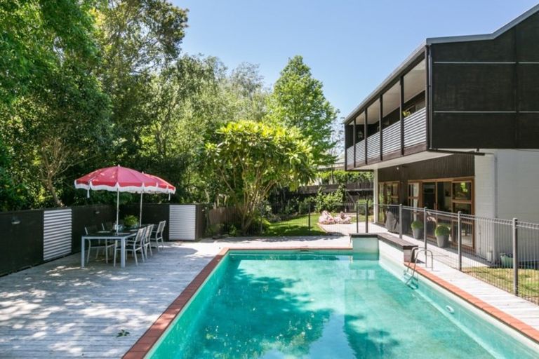 Photo of property in 46 Muritai Crescent, Havelock North, 4130