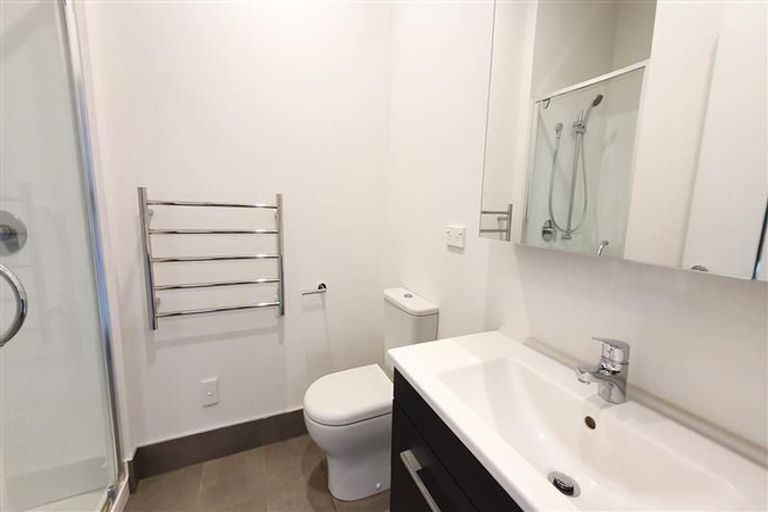 Photo of property in 1824 Great North Road, Avondale, Auckland, 1026