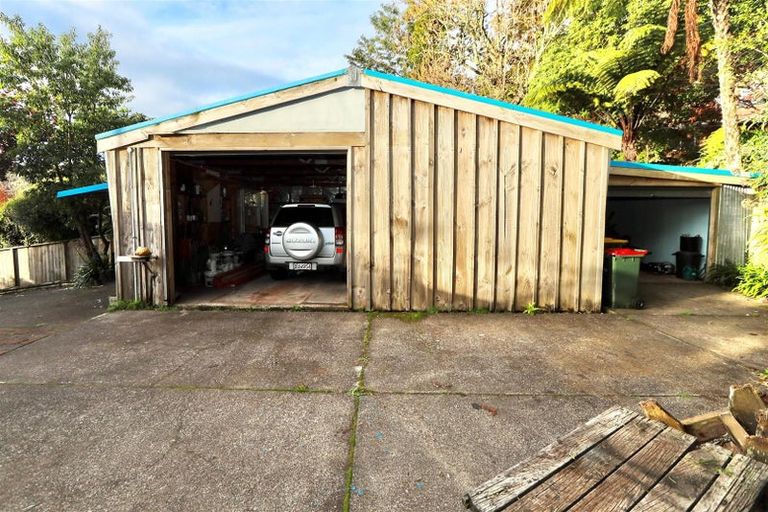 Photo of property in 53 Oxford Road, Lake Rotoma, Rotorua, 3074