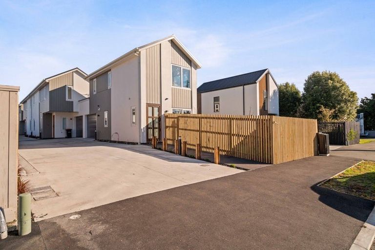 Photo of property in 1/61 Waltham Road, Sydenham, Christchurch, 8023