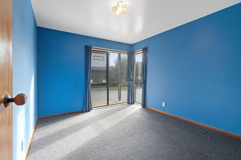 Photo of property in 11 Briarmont Street, Avondale, Christchurch, 8061