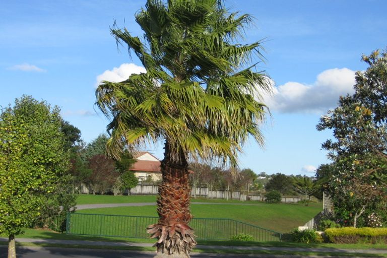 Photo of property in 188 Lakeside Drive, Orewa, 0931