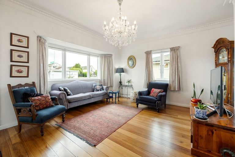 Photo of property in 202 Mandeno Street, Te Awamutu, 3800