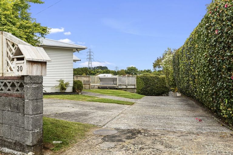 Photo of property in 30 Saxton Road, Upper Vogeltown, New Plymouth, 4310