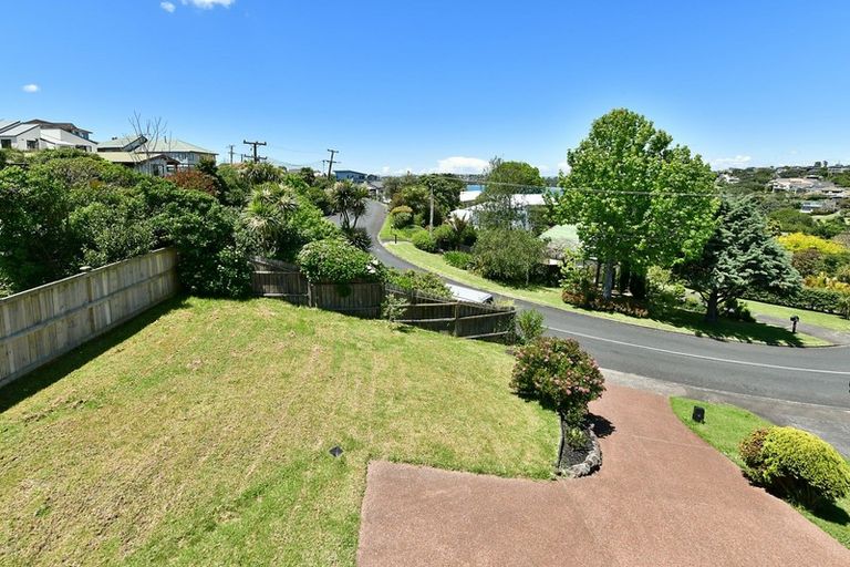 Photo of property in 56a Swann Beach Road, Stanmore Bay, Whangaparaoa, 0932